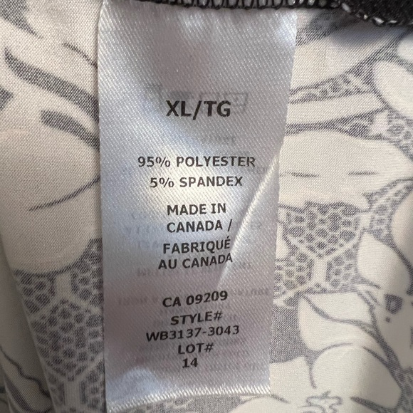 ❌SOLD❌Ricki’s Ladies XL Top - Picture 4 of 4